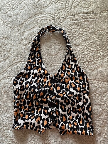 Leopar crop
