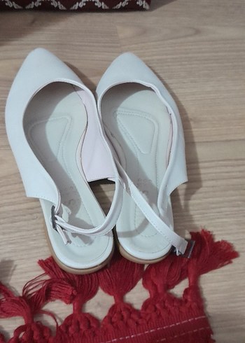 bej renkli arkadan ayarlanabilir şık babet - Görsel 3