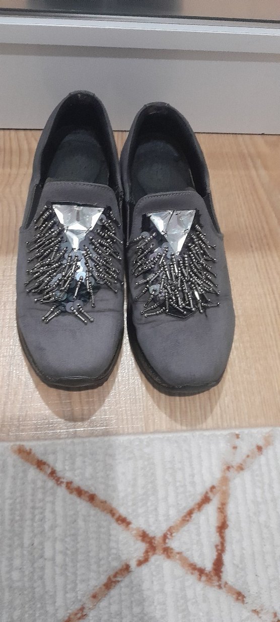 Gri Kadın Günlük Ayakkabı Toka Detaylı - Görsel 3