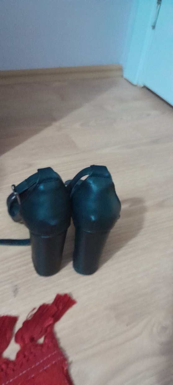 siyah bantlı  Topuklu Abiye Ayakkabı - Görsel 2