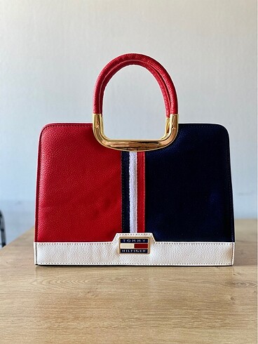 Tommy Hilfiger çanta