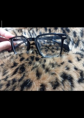 Kadın Gözlüğü - Görsel 2