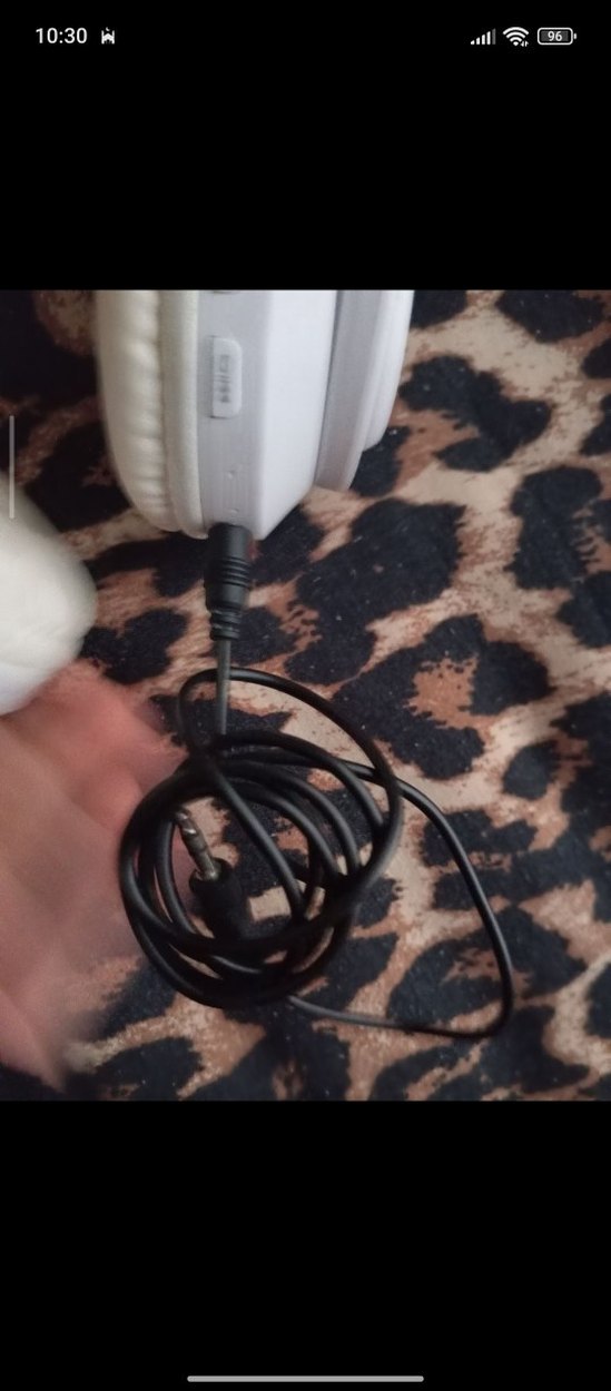 Beyaz Kulak Üstü Kulaklık - Görsel 2