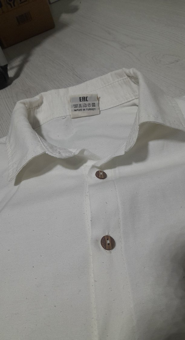 Erkek Çocuk Beyaz Keten Gömlek - Görsel 3