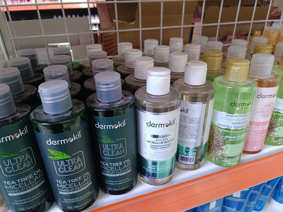 Dermokil Çay Ağacı Yağlı Micellar Makyaj Temizleyici - Görsel 3