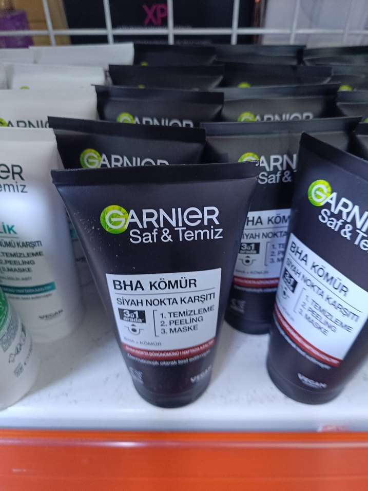 Garnier Saf & Temiz Siyah Nokta Karşıtı Kömürlü - Görsel 2