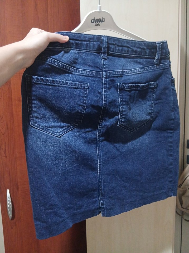 Kemer Detaylı Koyu Mavi Denim Mini Etek - Görsel 2