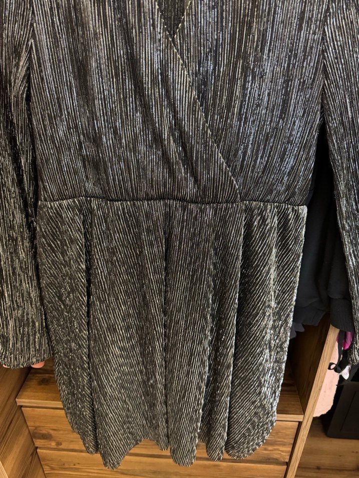 Gri Pilili V Yaka Uzun Kollu Mini Elbise - Görsel 3