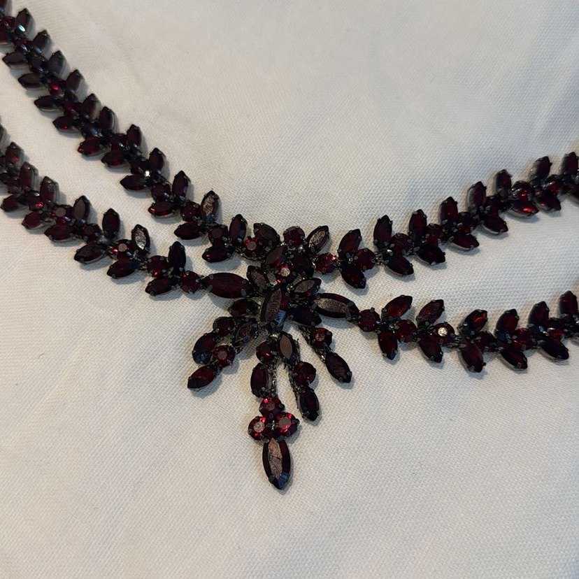 Bordo İşlemeli Uzun Boncuklu Baş Aksesuarı - Görsel 2