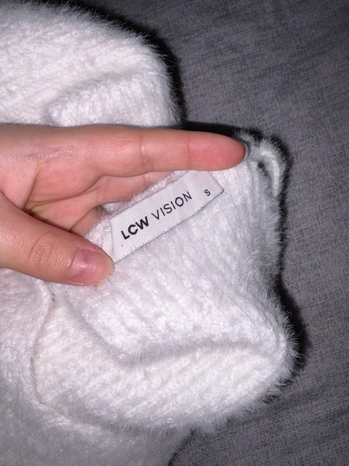 yünlü beyaz bluz - Görsel 5