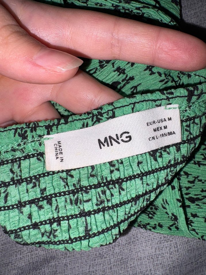 Yeşil V Yaka - Görsel 4