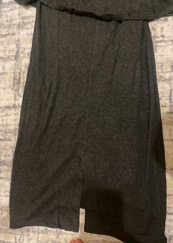 V Yaka Fırfırlı Gri Uzun Kadın Elbise - Görsel 5