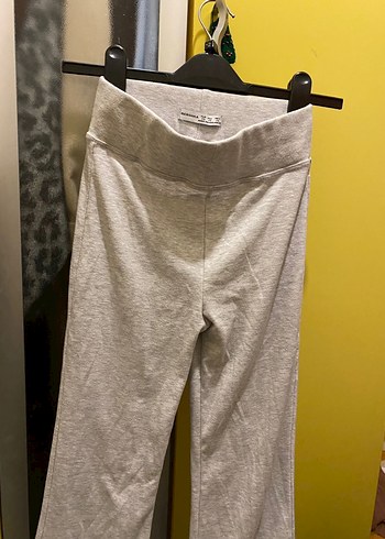 Bershka Gri Rahat Kesim Kadın Eşofman Altı - Görsel 4