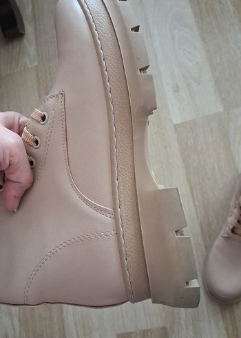 Bej Deri Yüksek Topuklu Kadın Bot - Görsel 7