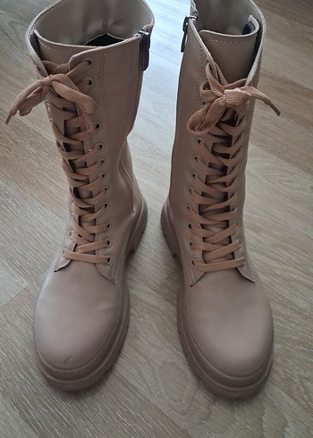 Bej Deri Yüksek Topuklu Kadın Bot - Görsel 2