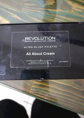 Revolution Ultra Blush Paleti - Görsel 4