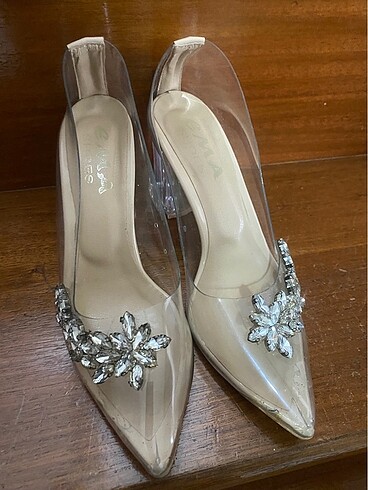 Zara Stiletto