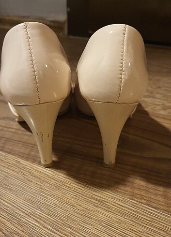 36 Beden ten rengi Renk Stiletto