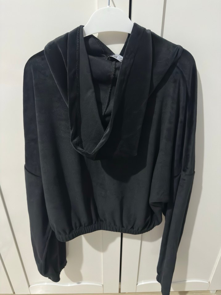 Siyah Kapüşonlu Kadın Sweatshirt - Görsel 3