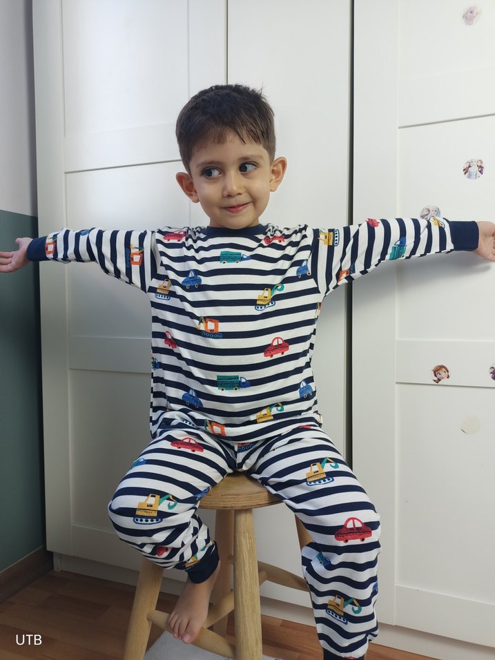 Çizgili Renkli Baskılı Erkek Pijama Takımı - Görsel 3