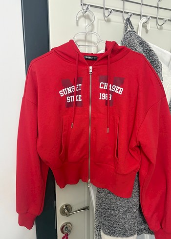 Defacto Kirmizi Kapusonlu Spor Sweatshirt