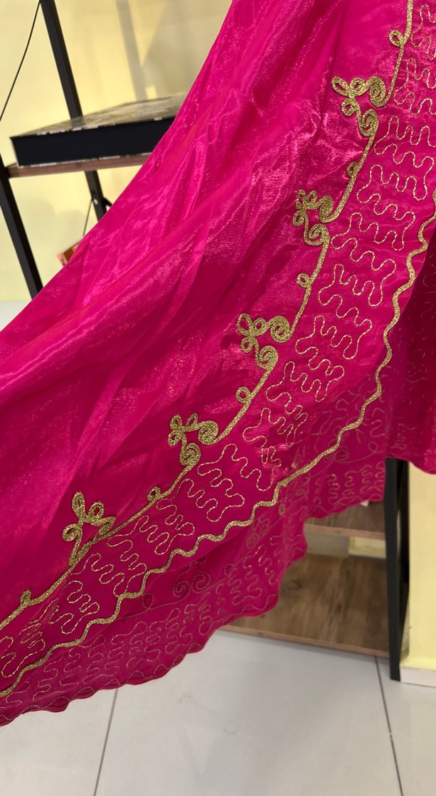 Pembe Nakışlı Uzun Kadın Hint Elbisesi - Görsel 2