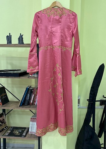 Pembe Nakışlı Uzun Kadın Nedime Kaftanı - Görsel 4