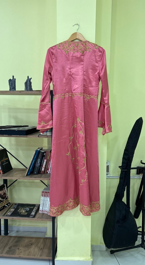Pembe Nakışlı Uzun Kadın Nedime Kaftanı - Görsel 4