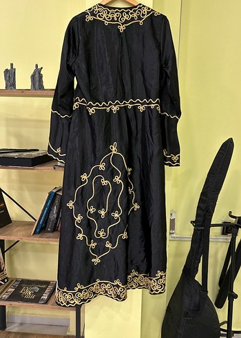 Uzun Siyah Nakışlı Kadın Nedime Kaftanı - Görsel 3