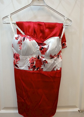 Kırmızı Çiçekli Midi Kadın Sabahlık - Görsel 14