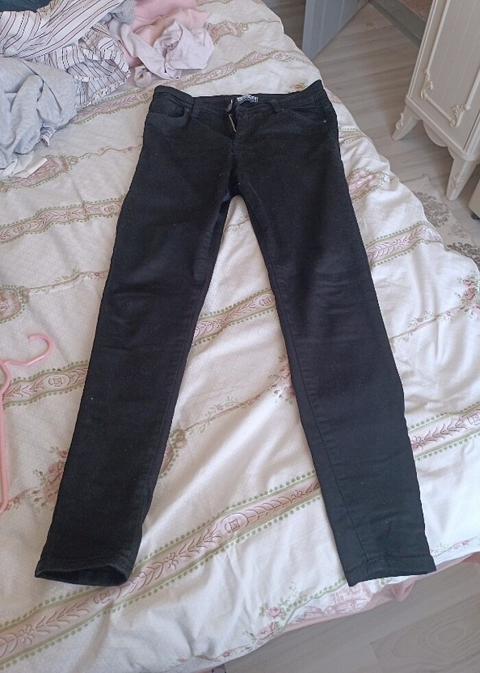 Likralı siyah pantolon  - Görsel 3