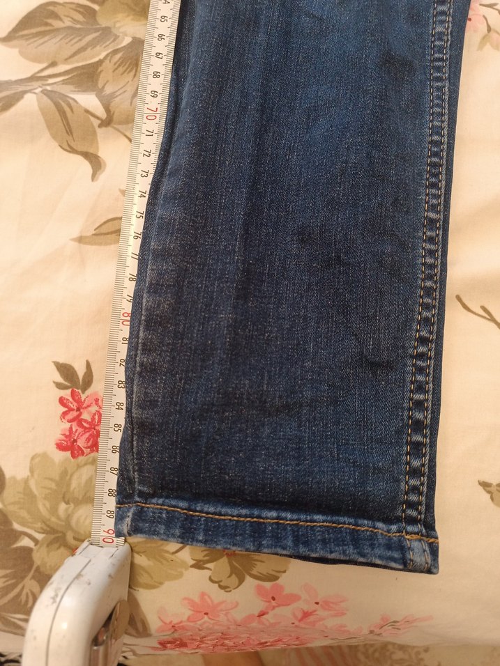 Yırtık Detaylı Gri Midi Kot Pantolon - Görsel 3