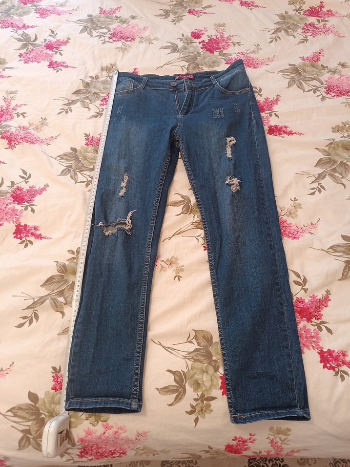 Yırtık Detaylı Gri Midi Kot Pantolon - Görsel 4