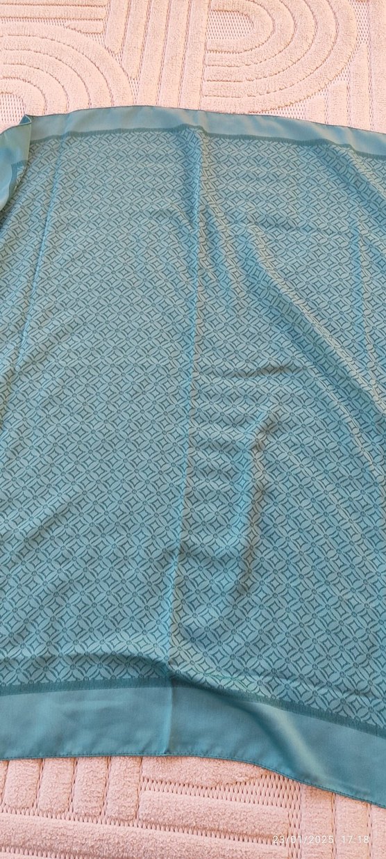 Turkuaz Desenli Kadın Eşarp - Görsel 5