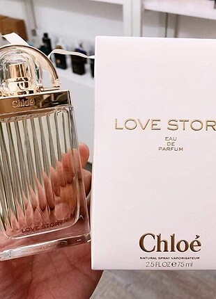 Chloé love story