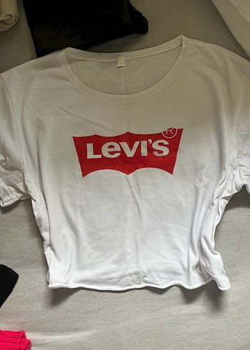 Levis Levi S Kisa Kollu Beyaz Tisort
