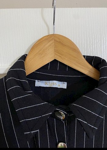 Düğmeli Siyah Çizgili Kadın Denim Takım - Görsel 4