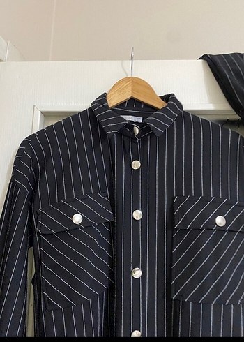 Düğmeli Siyah Çizgili Kadın Denim Takım - Görsel 5