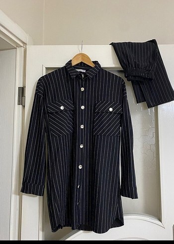 Düğmeli Siyah Çizgili Kadın Denim Takım - Görsel 6