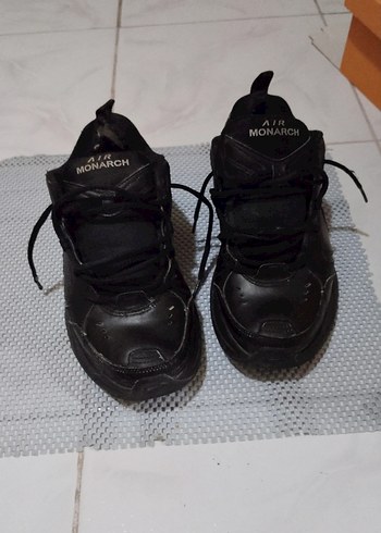 Nike Siyah Air Monarch Spor Ayakkabi