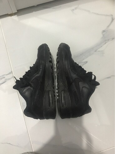 37 Beden siyah Renk Nike airmax