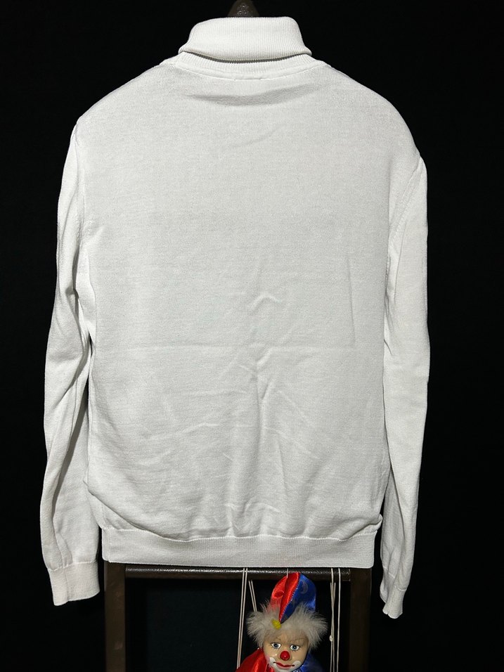 Beyaz Uzun Kollu Boğazlı Sweatshirt - Görsel 5