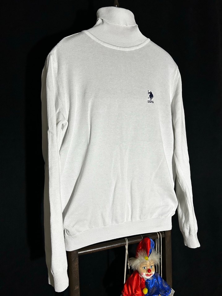 Beyaz Uzun Kollu Boğazlı Sweatshirt - Görsel 3