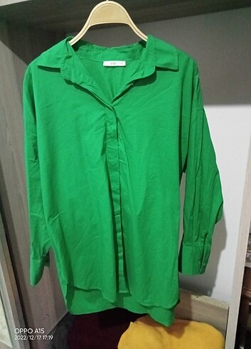 Benetton yeşili bol kesim gömlek