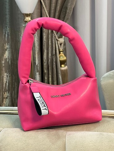 Beden siyah Renk Tommy Hilfiger çanta