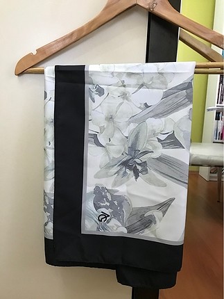 Ayşegül güneş twill şal