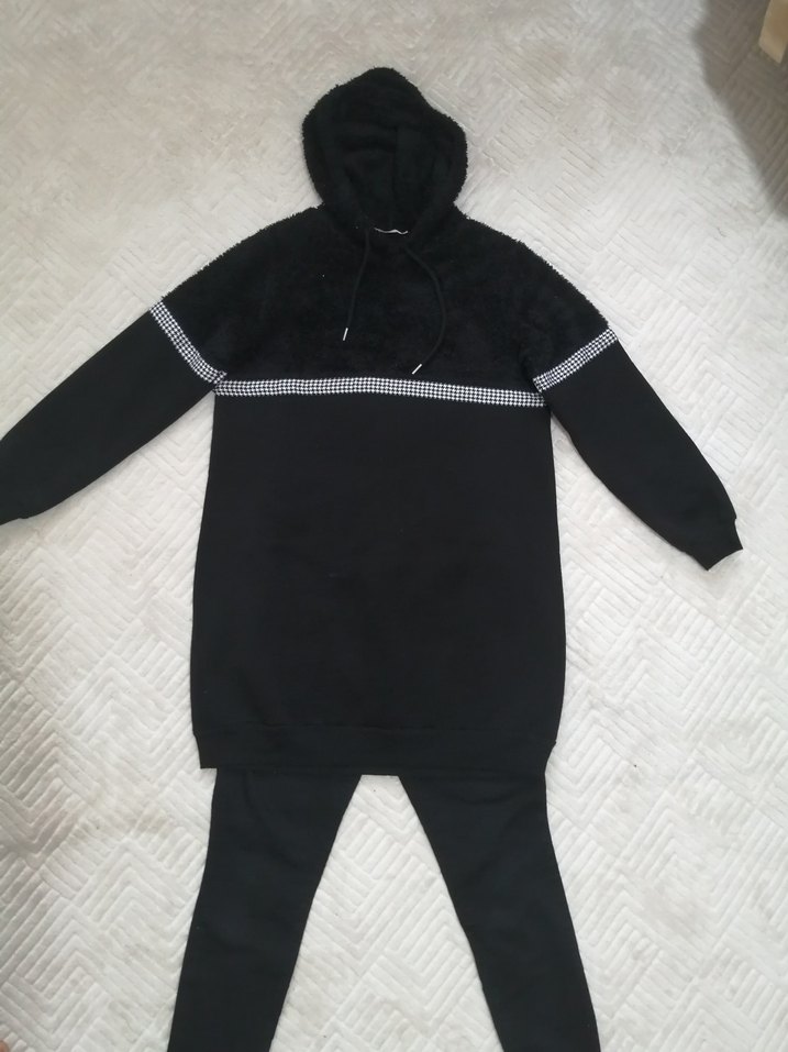 Kapüşonlu Siyah Sweatshirt - Görsel 2