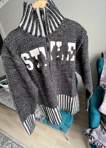 Armani Jeans Cok Kalin Orme Hirka