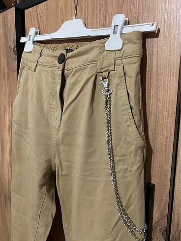 xs Beden camel Renk bershka kargo pantolon bej
