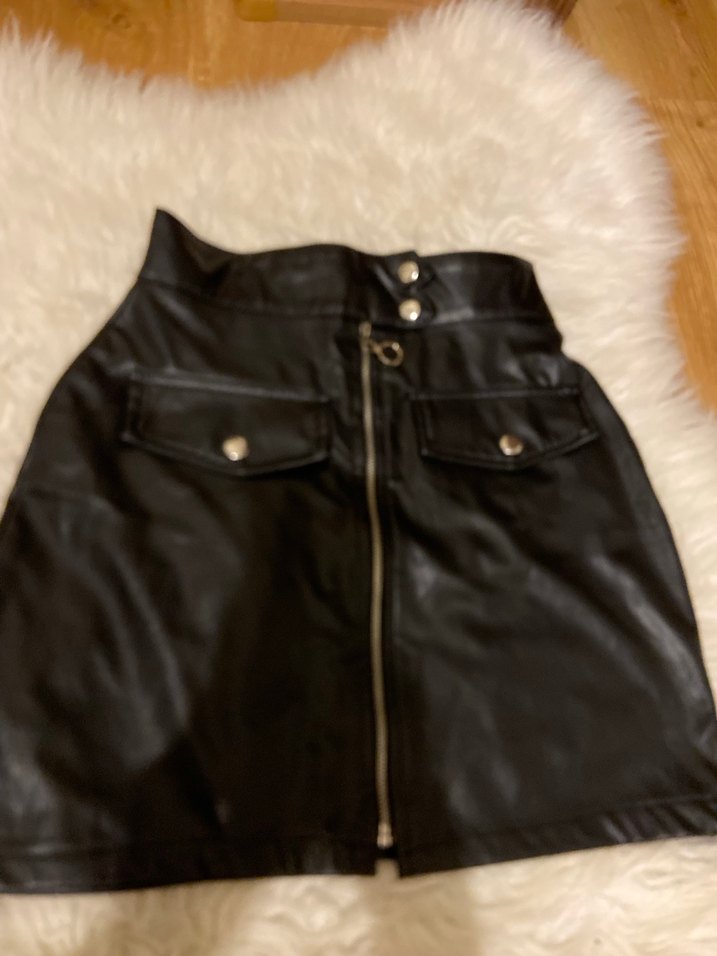 Siyah Deri Mini Etek Fermuar Detaylı - Görsel 3